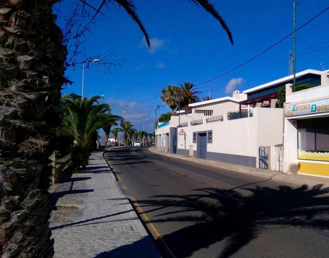 Ana'S Beach House - Porto Santo Exterior photo