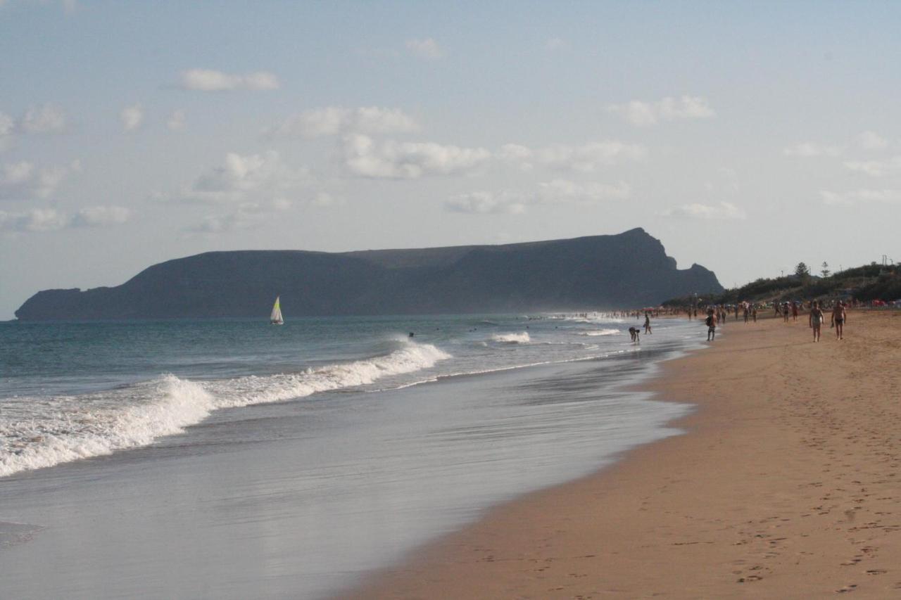 Ana'S Beach House - Porto Santo Exterior photo